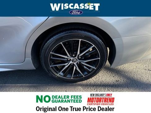 Used 2024 Toyota Camry SE image 20
