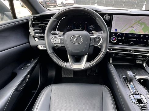 Used 2025 Lexus RX 350 Premium w/ Convenience Package image 4