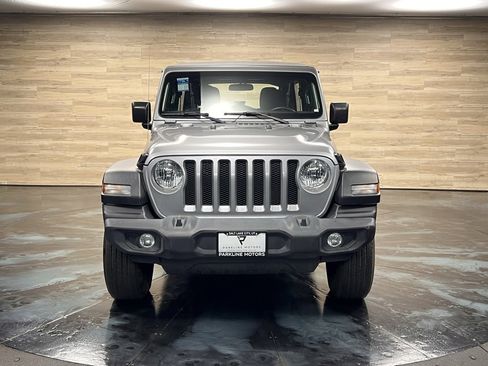 Used 2021 Jeep Wrangler Unlimited Sport image 5