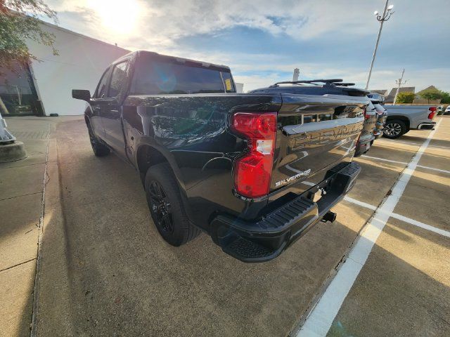 Used 2026 Chevrolet Silverado 1500 Custom RWD image 4