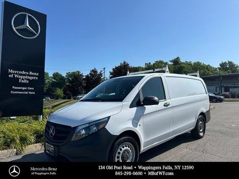 Used 2018 Mercedes-Benz Metris image 1