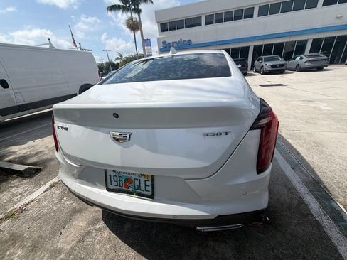 Used 2020 Cadillac CT4 Premium Luxury RWD image 9