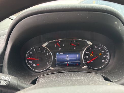 Used 2022 GMC Terrain SLE w/ Driver Convenience Package image 11