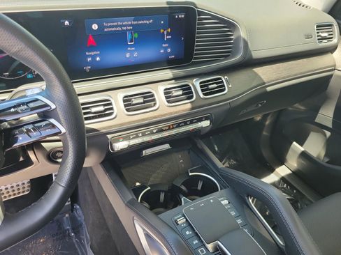 Certified 2026 Mercedes-Benz GLS 450 4MATIC image 21