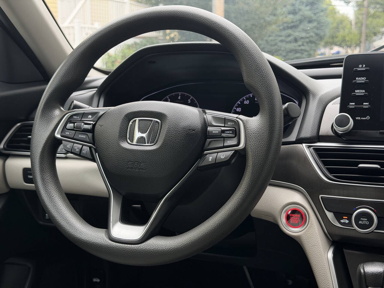 Used 2018 Honda Accord LX image 29