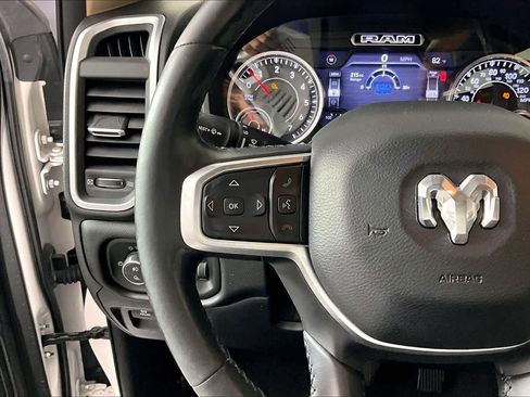 Used 2019 RAM 1500 Big Horn image 23