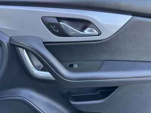 Used 2023 Chevrolet Blazer LT image 24