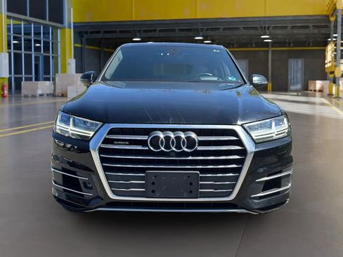 Used 2017 Audi Q7 3.0T Prestige image 2