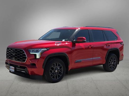 Certified 2025 Toyota Sequoia Platinum AWD/4WD image 4