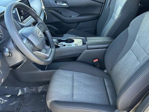New 2026 Nissan Rogue SV FWD image 29