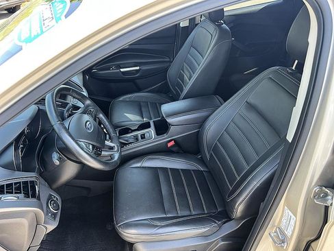 Used 2018 Ford Escape SEL FWD image 13