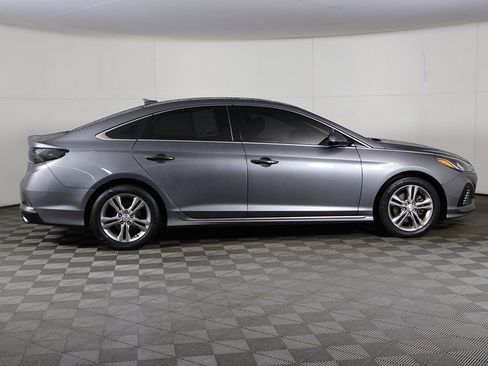 Used 2018 Hyundai Sonata Sport image 16