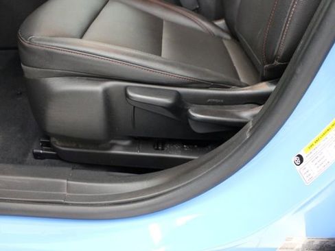Used 2024 Chevrolet Trax RS w/ Driver Confidence Package FWD image 35