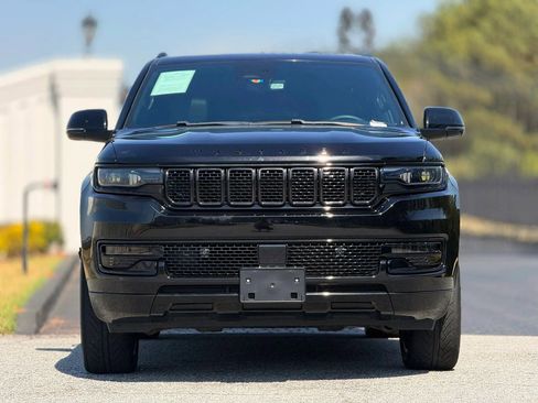 Used 2022 Jeep Wagoneer Series I image 3