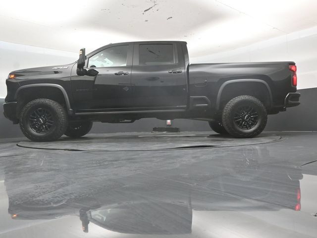Used 2024 Chevrolet Silverado 2500 ZR2 w/ Technology Package AWD/4WD image 56