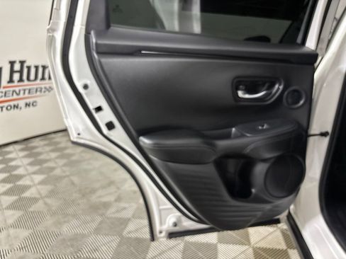 Used 2025 Honda HR-V EX-L image 20