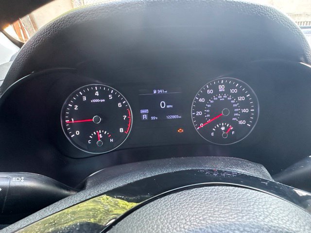 Used 2019 Kia Forte LXS FWD image 18