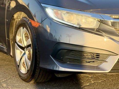 Used 2017 Honda Civic LX image 5