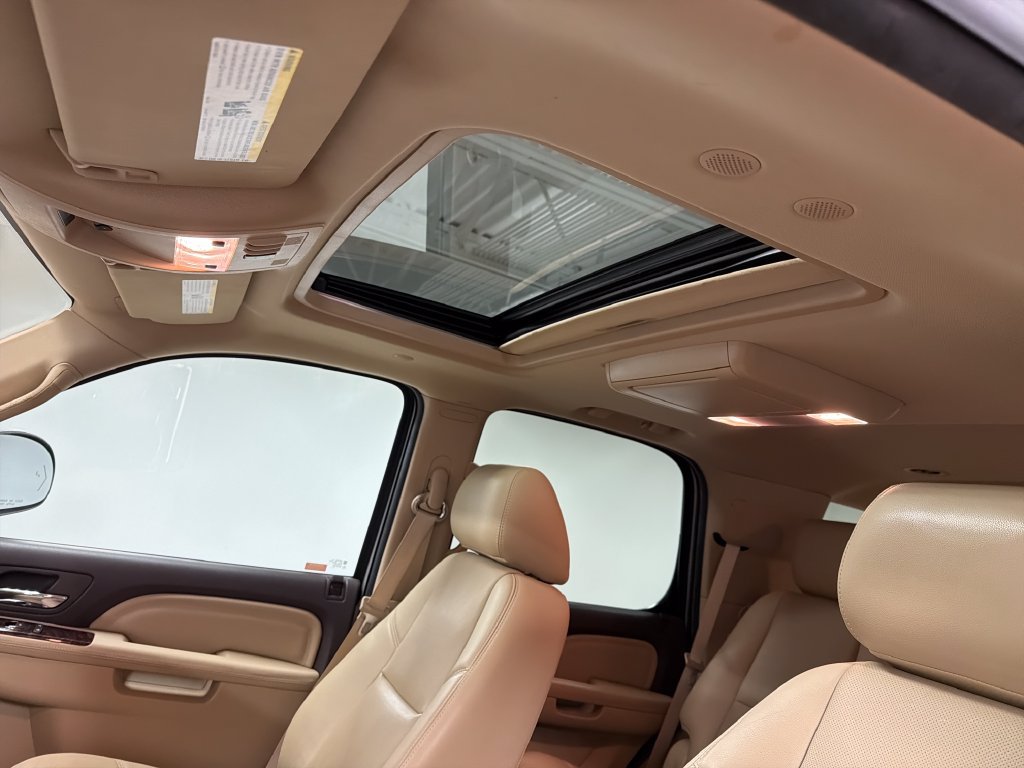 Used 2014 GMC Yukon Denali RWD image 27