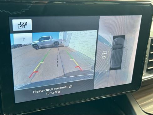 Used 2020 Ford Explorer Limited image 10