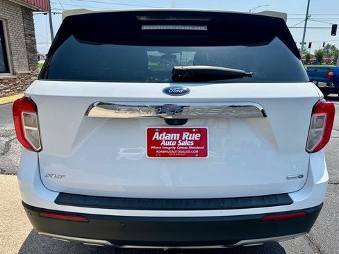 Used 2020 Ford Explorer XLT w/ Equipment Group 202A AWD/4WD image 6