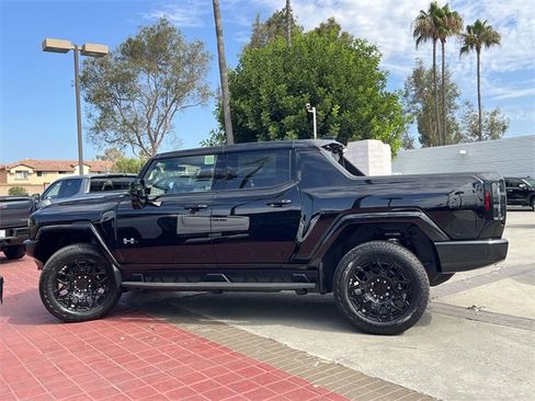 New 2026 GMC Hummer EV 4x4 Crew Cab image 6