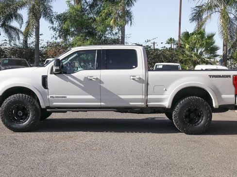 Used 2021 Ford F350 Lariat image 6