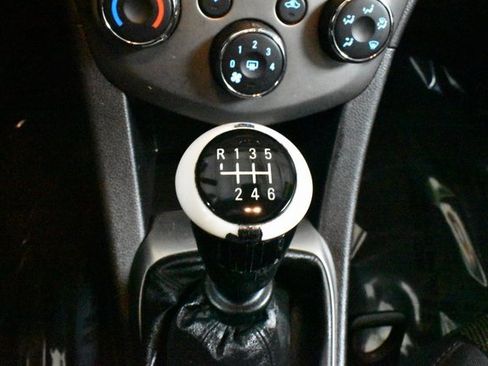 Used 2013 Chevrolet Sonic LT image 22