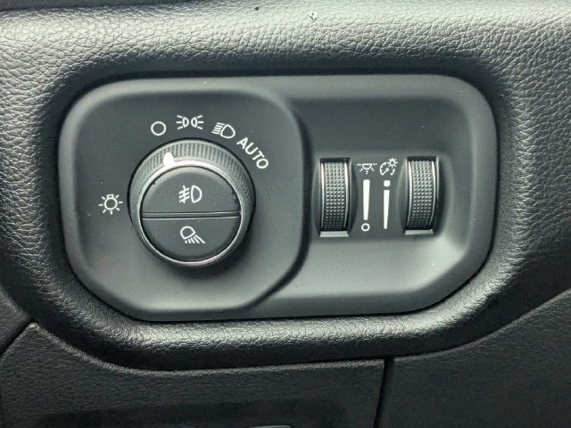 Used 2026 RAM 1500 Laramie AWD/4WD image 24