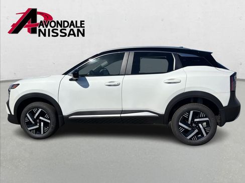 New 2026 Nissan Kicks SV image 3