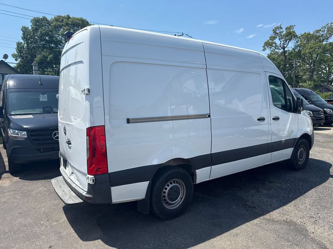 Used 2020 Mercedes-Benz Sprinter 2500 w/ Driver Convenience Package image 7