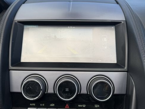 Used 2020 Jaguar F-TYPE Convertible image 27