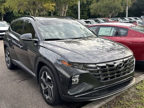 Used 2022 Hyundai Tucson Limited FWD image 1