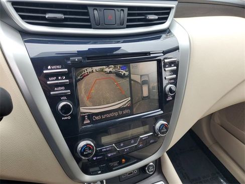 Used 2019 Nissan Murano Platinum image 21