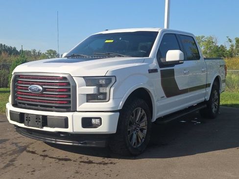 Used 2017 Ford F150 Lariat w/ Equipment Group 502A Luxury AWD/4WD image 2