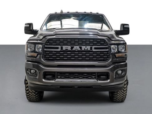 Used 2024 RAM 3500 Big Horn w/ Night Edition AWD/4WD image 3