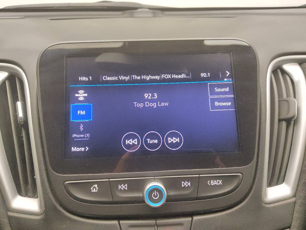 Used 2024 Chevrolet Malibu LT FWD image 25