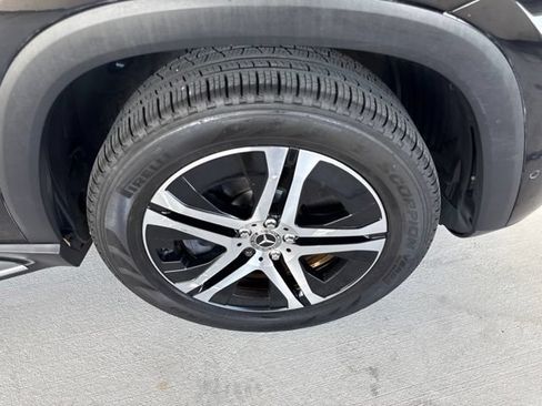 Used 2022 Mercedes-Benz GLS 450 4MATIC image 22
