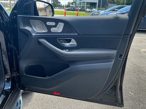 Used 2025 Mercedes-Benz GLE 63 AMG S image 25