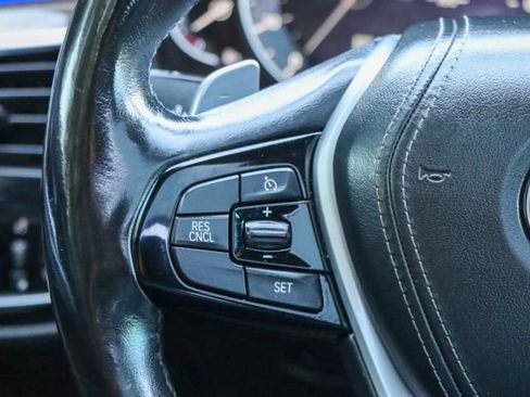 Used 2018 BMW 530i xDrive 530i xDrive image 29