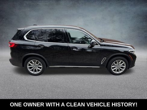 Used 2023 BMW X5 xDrive40i w/ Premium Package image 7