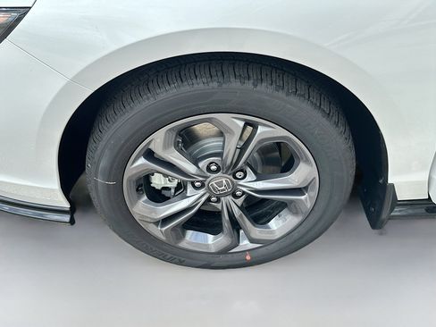 New 2025 Honda Accord EX-L image 27