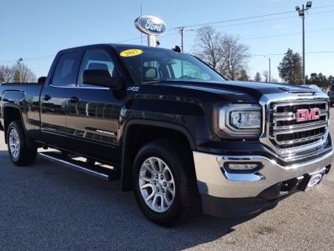 Used 2017 GMC Sierra 1500 SLE w/ SLE Value Package image 7