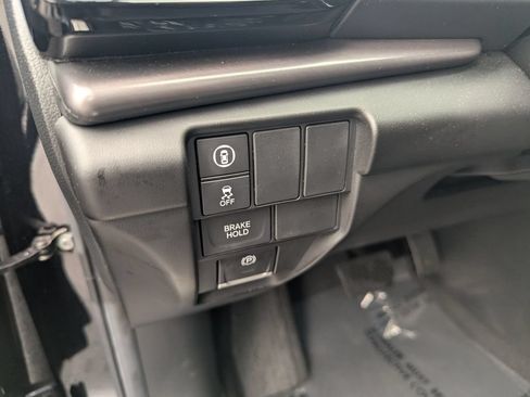 Used 2025 Acura RDX SH-AWD image 15