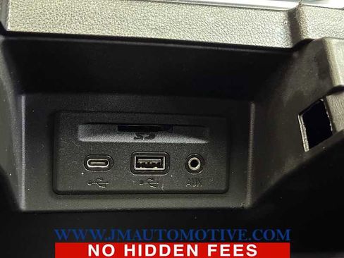 Used 2019 GMC Sierra 1500 Elevation w/ Elevation Value Package image 39