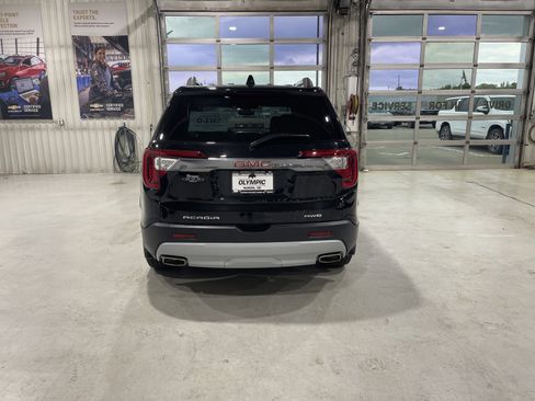 Used 2022 GMC Acadia SLT w/ Preferred Package AWD/4WD image 7