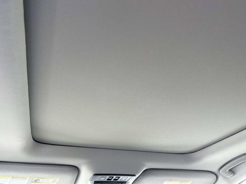 New 2026 Nissan Pathfinder Platinum AWD/4WD image 25