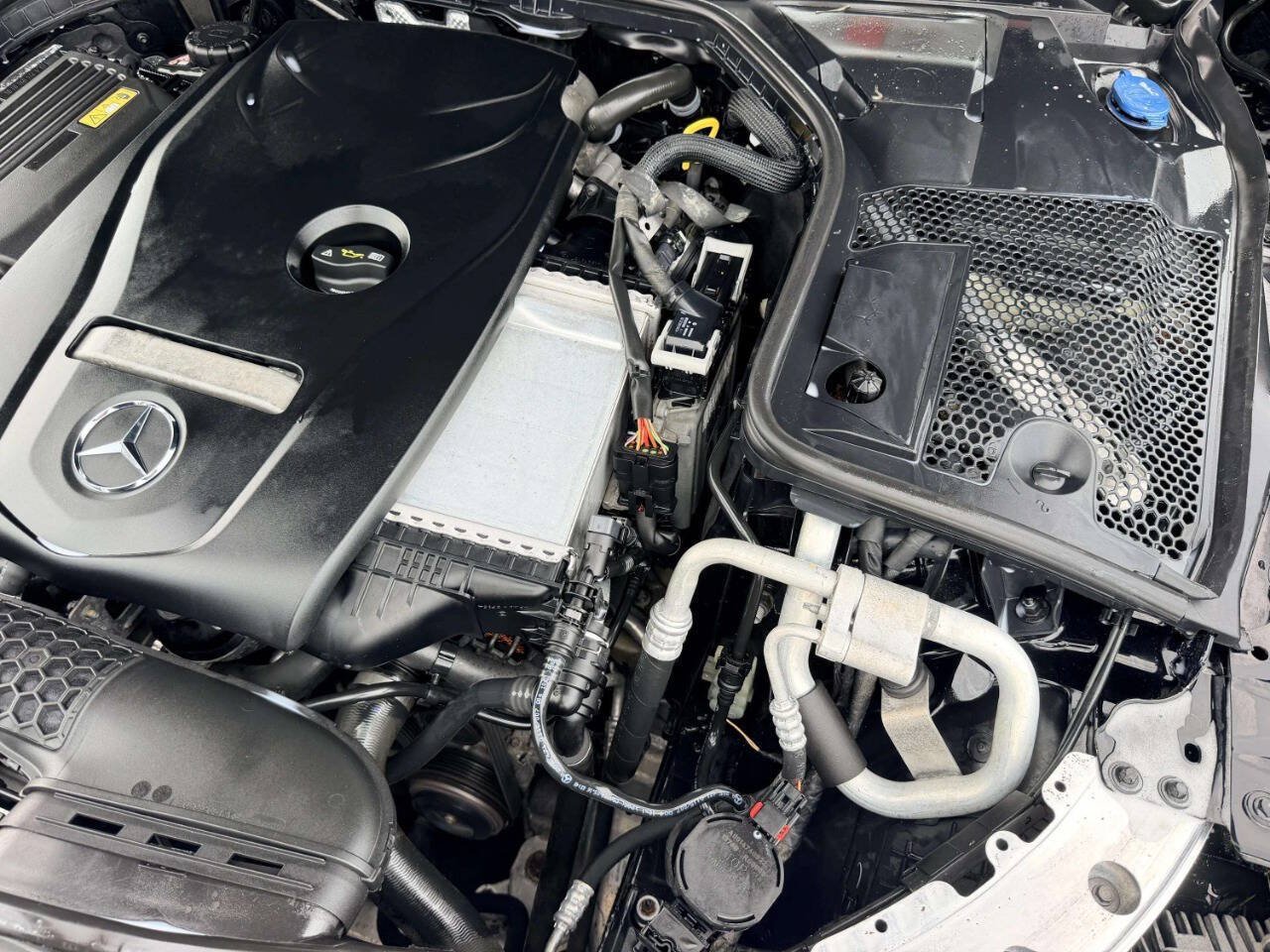 Used 2016 Mercedes-Benz C 300 4MATIC Sedan image 12