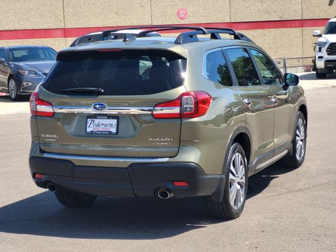 Used 2022 Subaru Ascent Touring AWD/4WD image 2