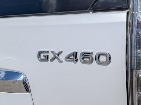 Used 2015 Lexus GX 460 w/ Premium Package AWD/4WD image 29